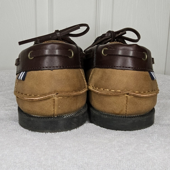 Brown Nautica Boat Shoes with Suede Material and Dark Brown Laces - Picture 4 of 4